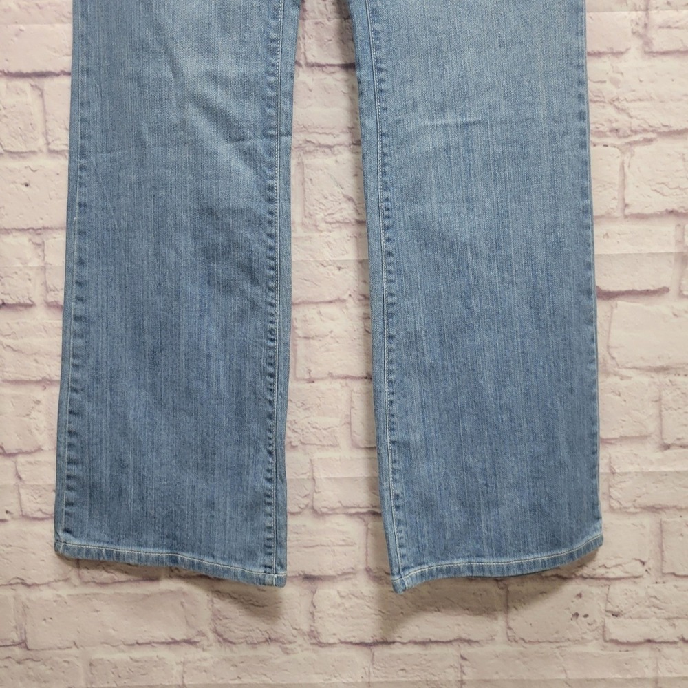 NEW NYDJ Med Rise Bootcut Jeans Size 6 Light Wash Curvy‎ Tall 30x34 Stretch - Picture 3 of 10